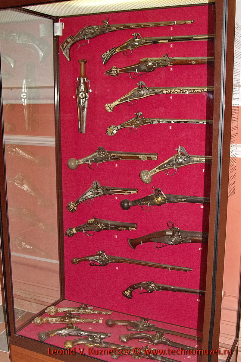 Средневековые пистолеты в Артиллерийском музее