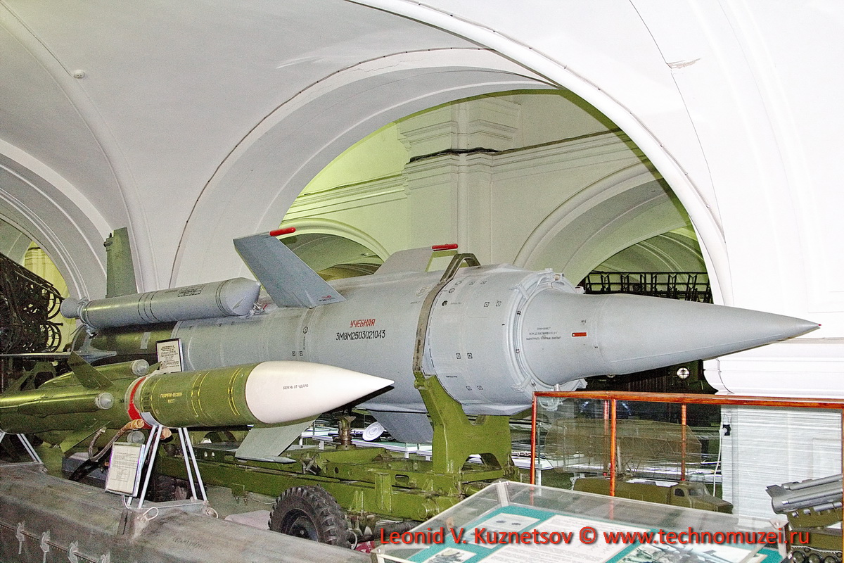 Зенитные ракеты послевоенного периода в Артиллерийском музее