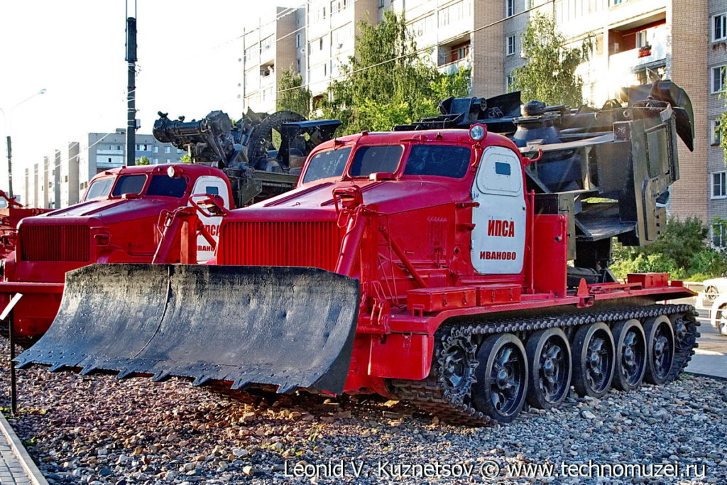 Котлованная машина МДК-2М в музее пожарной техники в Иваново