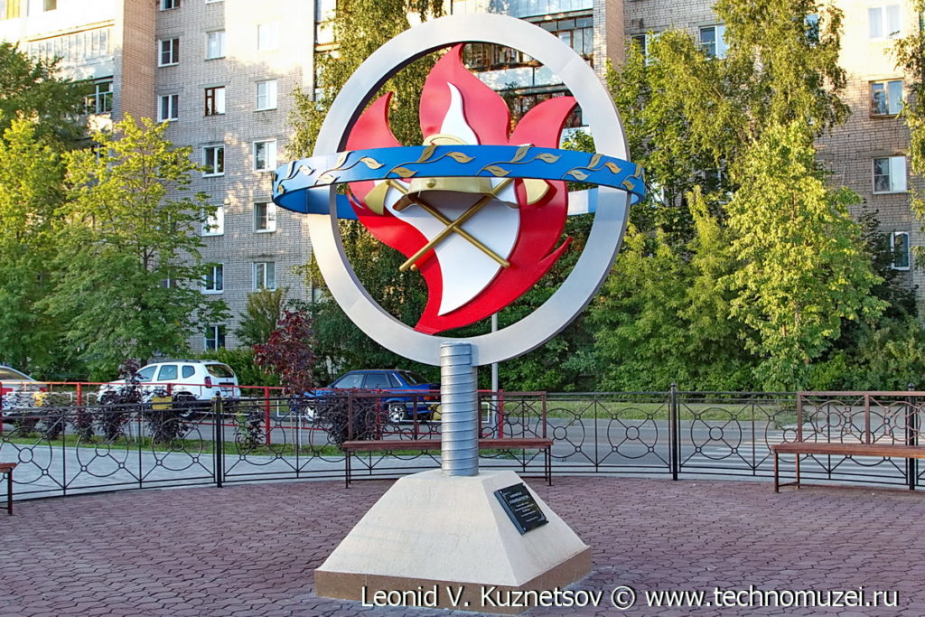 Знак "Огнеборцам России" в музее пожарной техники в Иваново