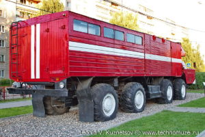 Аварийно-спасательный автомобиль МАЗ-542М в музее пожарной техники в Иваново