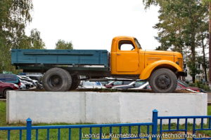 Грузовик ЗиС-150 памятник в Ивантеевке