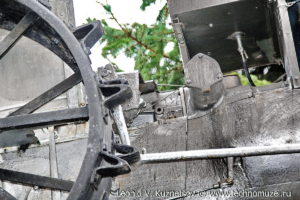 Памятник трактору СТЗ/ХТЗ 15/30 в Тимирязевской академии