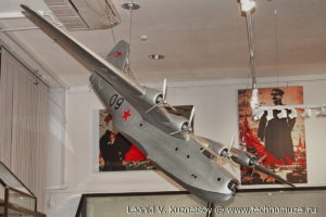 Модель морского бомбардировщика АНТ-44 (МТБ-2) Музей Вооруженных Сил в Москве