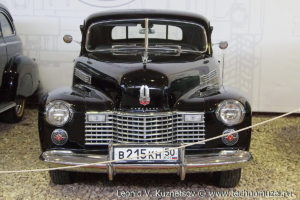 Cadillac 75 Fleetwood купе в музее Московский транспорт