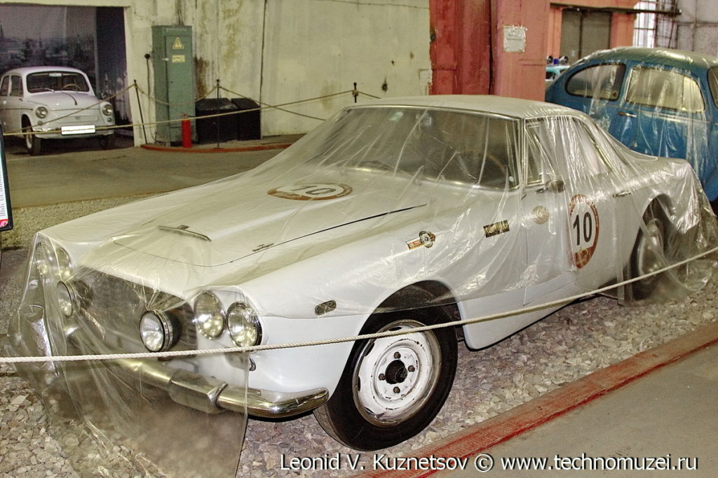 Lancia Flaminia GT в музее Московский транспорт
