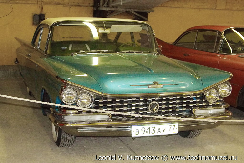Купе Buick LeSabre 1959 года в музее Московский транспорт