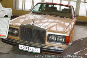 Rolls-Royce Silver Spirit I 1980 года в музее Московский транспорт