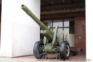 Гаубица-пушка МЛ-20 в Музее на Поклонной горе