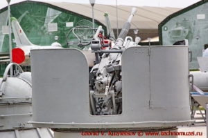 Корабельная артустановка 2М-3М в парке Патриот