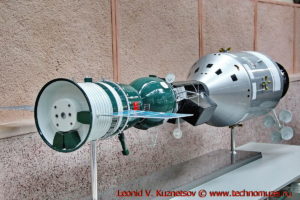 Макет станции Союз-Аполлон в павильоне Космос на ВДНХ