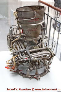 Корректирующая тормозная двигательная установка 11Д425А в павильоне Космос на ВДНХ