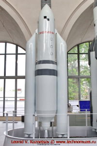 Ракеты-носители Энергия-М и Энергия в павильоне Космос на ВДНХ