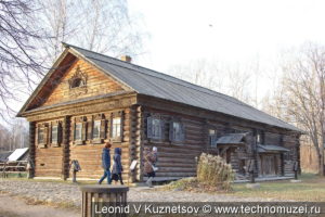 Дом Андриана Серова в этнографическом музее Костромская слобода