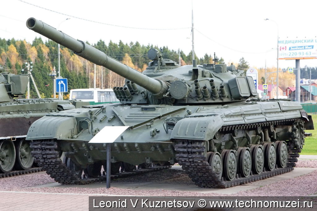 Танк Т-64АК в музее танка Т-34