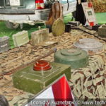 Противопехотные мины и средства их обнаружения на выставке сирийских трофеев в парке Патриот