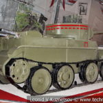 Быстроходный колесно-гусеничный танк БТ-5 в музейном комплексе парка Патриот