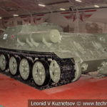 100-мм самоходная артиллерийская установка СУ-100 в музейном комплексе парка Патриот