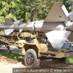 Ракета зенитного комплекса С-75 на транспортном прицепе ПМ-11 в Ленино-Снегиревском военно-историческом музее