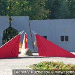 Мемориал "Снегири" у Ленино-Снегиревского военно-исторического музея
