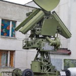 Антенный пост станции наведения ракет модернизированного комплекса С-125М "Нева-М" в музее войск ПВО в Балашихе