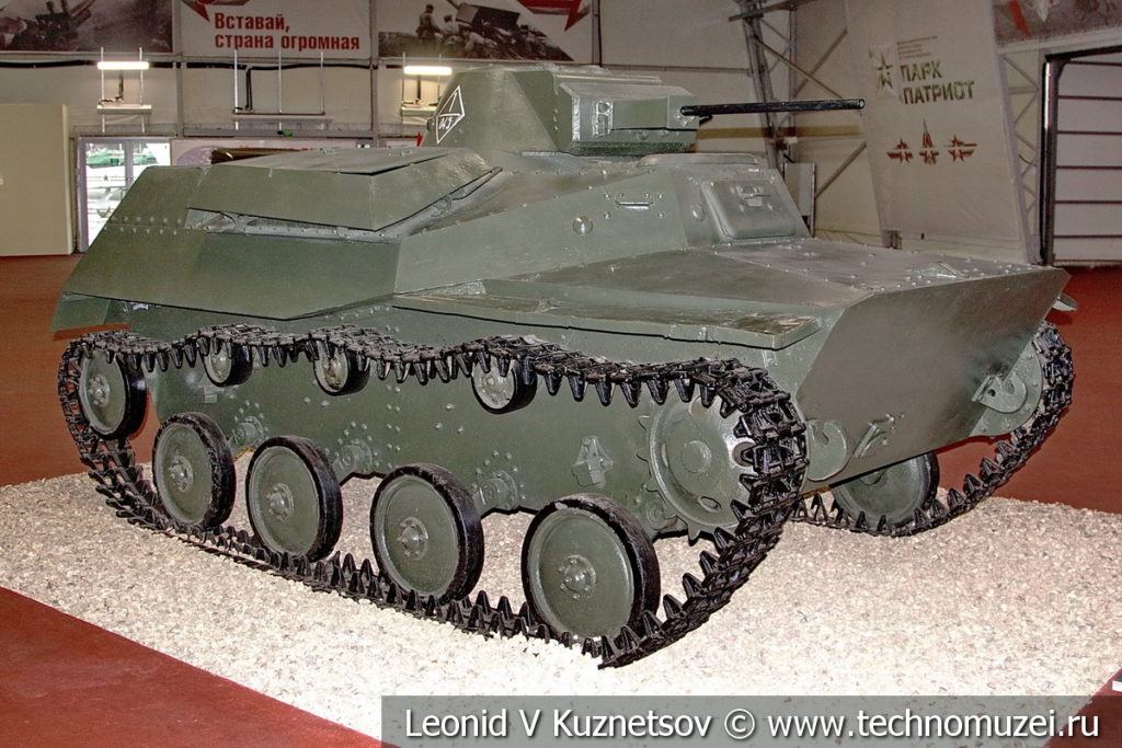 Легкий танк Т-40С в музейном комплексе парка Патриот