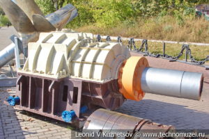 Главный упорный подшипник подводной лодки в Музее Военно-морского флота в Москве