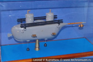 Подводная лодка Шильдера (модель) в Музее Военно-морского флота в Москве