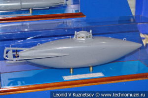 Подводная лодка Джевецкого (модель) в Музее Военно-морского флота в Москве