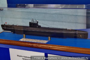 Средняя подводная лодка проекта 613 (модель) в Музее Военно-морского флота в Москве