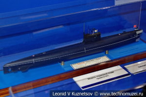 Дизель-электрическая подводная лодка проекта 641 (модель) в Музее Военно-морского флота в Москве