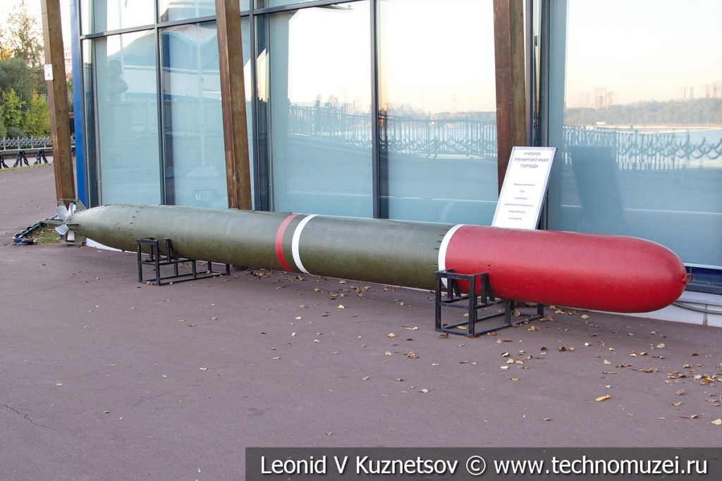 Учебно-тренировочная торпеда в Музее Военно-морского флота в Москве