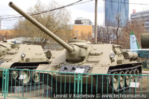 Самоходная артиллерийская установка СУ-100 в Центральном музее Вооруженных Сил
