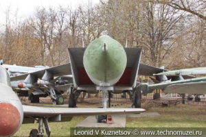 Сверхзвуковой истребитель-перехватчик МиГ-25 в Центральном музее Вооруженных Сил