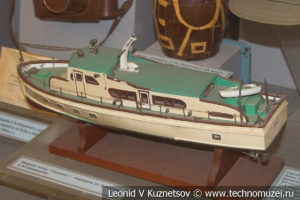 Модель яхты Гранма подарок от Рауля Кастро в Центральном музее Вооруженных Сил