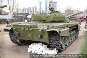 Основной боевой танк Т-72 Урал Объект 184 в Музее на Поклонной горе