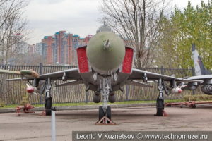 Истребитель-перехватчик Су-15ТМ в Музее на Поклонной горе