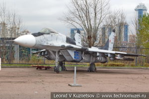 Истребитель МиГ-29 в Музее на Поклонной горе