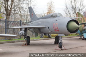 Истребитель МиГ-21ПФ в Музее на Поклонной горе