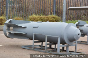 Фугасная толстостенная авиационная бомба ФАБ-15000 – 2500тс в Музее на Поклонной горе