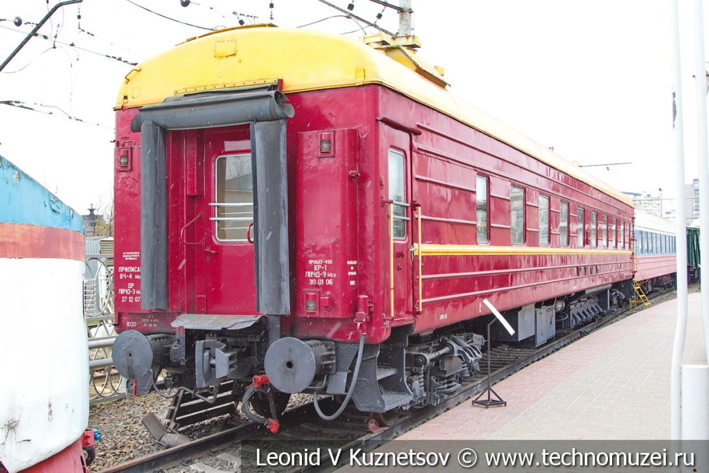 Спальный вагон №017 70228 фирменного поезда "Русь" в Железнодорожном музее на Рижском вокзале
