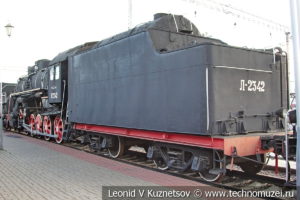 Паровоз Л-2342 в Железнодорожном музее на Рижском вокзале