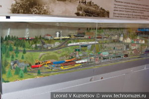 Экспозиционный зал паровозного депо в железнодорожном музее на станции Подмосковная