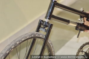 Велосипед Peugeot системы Жерара в музее отечественной военной истории в Падиково